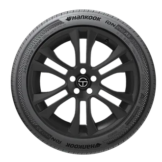 Hankook iON Evo AS IH01 235/45R18 98W